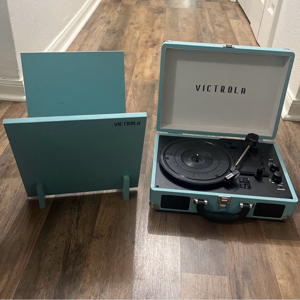 Victrola Turquoise Record Player with Case